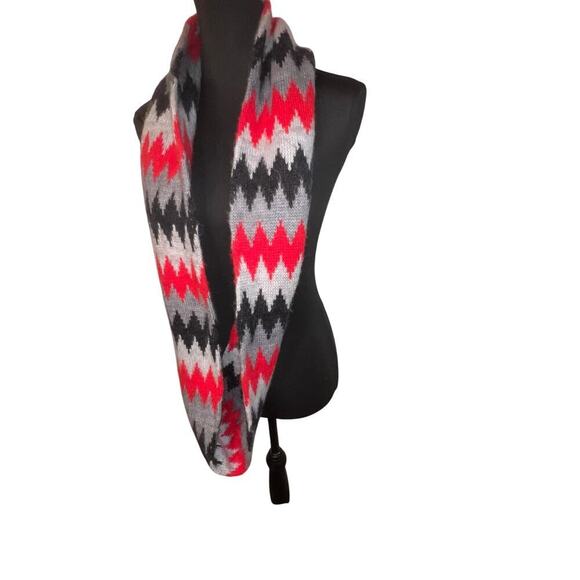 Infinity scarf by Andy’s gifts stretchy alpaca blend geometric print Peru ￼ - Picture 2 of 5